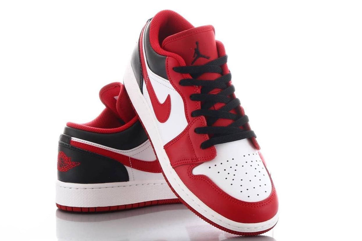 NIKE AIR Jordan 1 Low Bulls 29.5cm Jordan 1 Low Bulls 【公式通販】