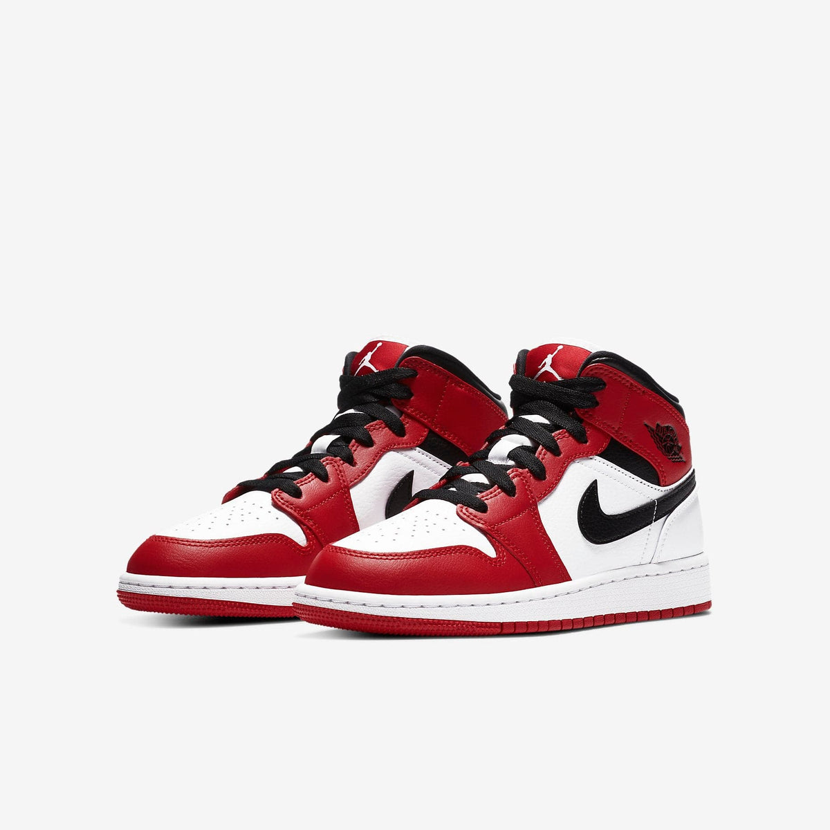 chicago jordan 1 mid white toe