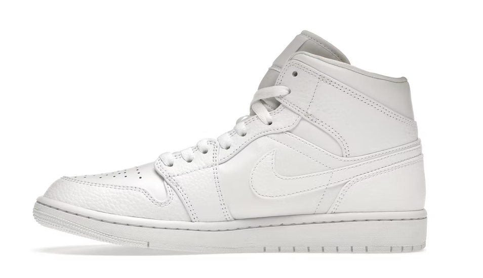Air jordan deals 1 triple white