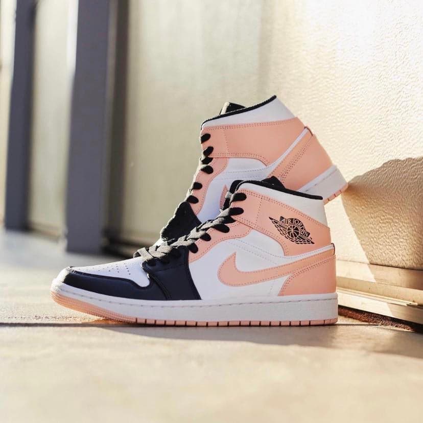 Nike Air Jordan 1 Mid Crimson Tint Toe GS Women s